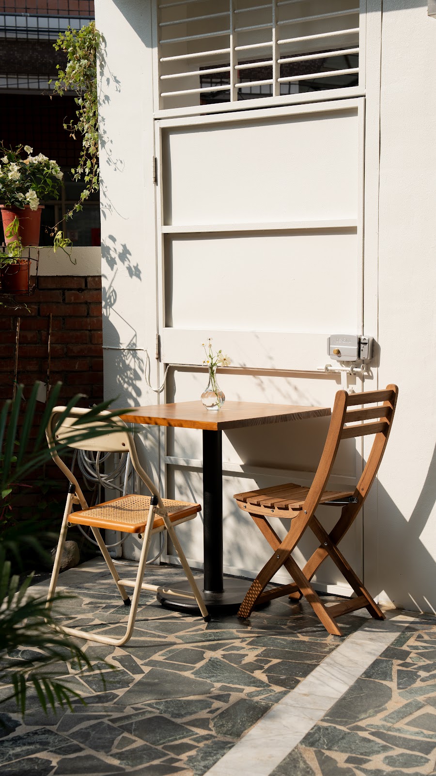 知汐咖啡 Tidal cafe - Image 1