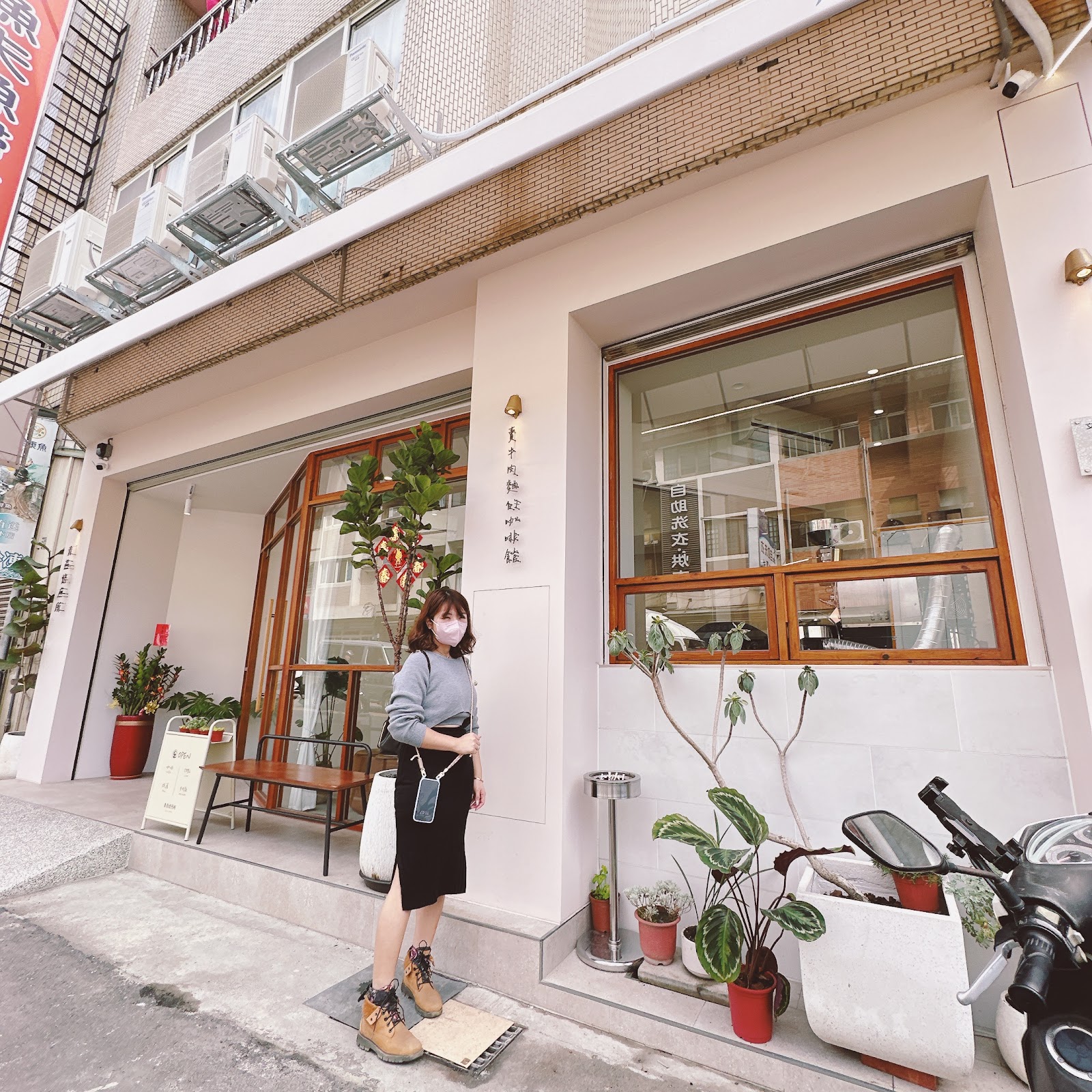 青燕焙煎所AOIWA Coffee - 賣牛肉麵的咖啡館 - Image 1